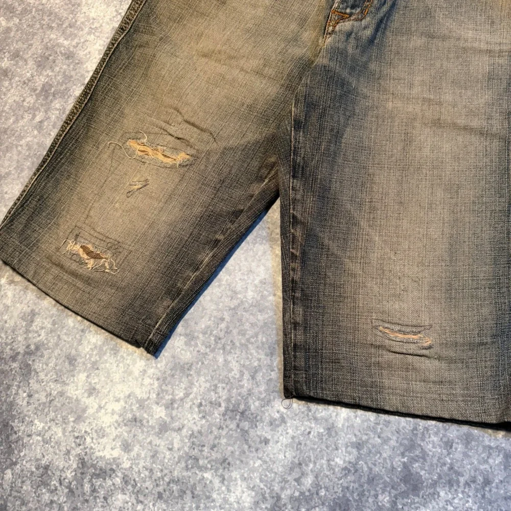 DKNY Mens Distressed Denim Shorts‎ Gray Long Length Size 31 Y2K Streetwear Baggy